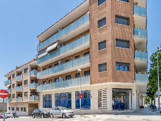 Piso en C/ Montserrat Roig 4