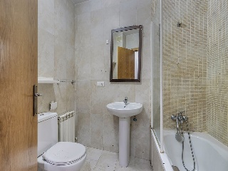Piso en C/ Montserrat Roig 19