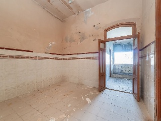 19561-0001 23