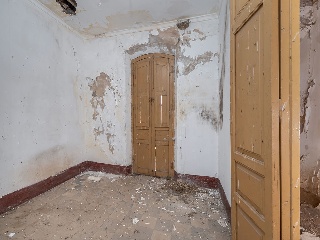 19561-0001 27