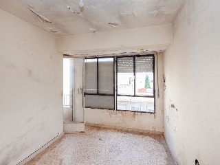 Piso en Av de Ramón y Cajal 6