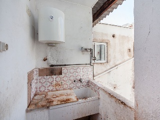 Piso en Av de Ramón y Cajal 9