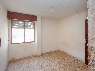 Piso en Av de Ramón y Cajal 14