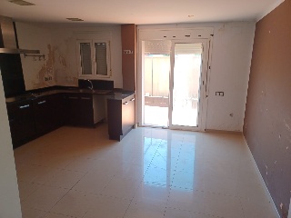 Piso en C/ Llobregat - Esparreguera - Barcelona 3