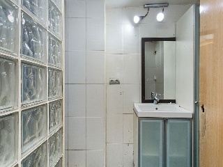Piso en C/ Clos - Sallent - Barcelona 28