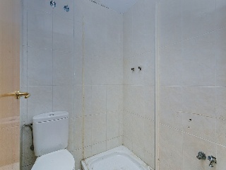 Piso en C/ Clos - Sallent - Barcelona 29