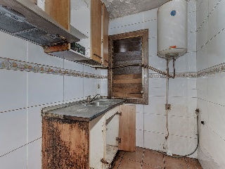Pisos en C/ Mariola, Lleida 8