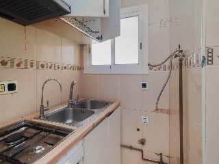 Piso en C/ Monturiol, Santa Coloma de Gramenet (Barcelona) 6