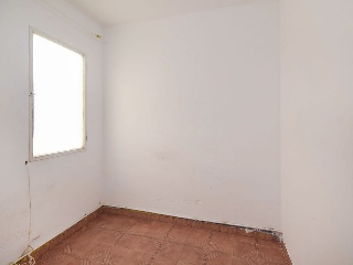 Piso en C/ Monturiol, Santa Coloma de Gramenet (Barcelona) 8