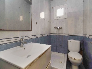 Piso en C/ Monturiol, Santa Coloma de Gramenet (Barcelona) 14