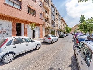17076-0001 15