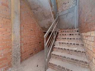 17076-0001 26