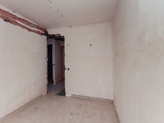 Casas adosada en construcción detenida en C/ Pont - Reus - 48