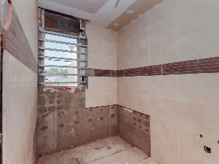 Casas adosada en construcción detenida en C/ Pont - Reus - 58