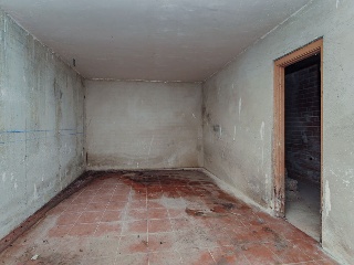 Casas adosada en construcción detenida en C/ Pont - Reus - 60