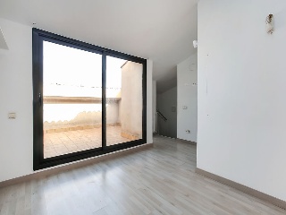 Piso y garaje en C/ Homer - Sabadell - Barcelona 7