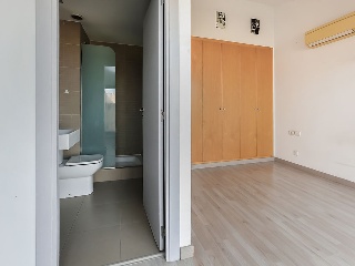 Piso y garaje en C/ Homer - Sabadell - Barcelona 10