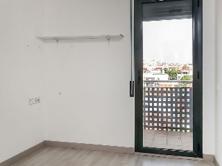 Piso y garaje en C/ Homer - Sabadell - Barcelona 11