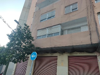 Local comercial en C/ Doctor Machí - Valencia - 5