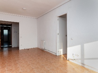 Piso en C/ Besolla, Madrid 60