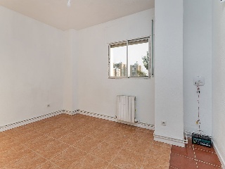 Piso en C/ Besolla, Madrid 64