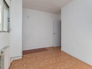 Piso en C/ Besolla, Madrid 65