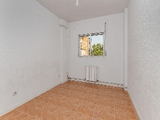 Piso en C/ Besolla, Madrid 68