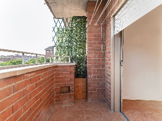 Piso en C/ Besolla, Madrid 74