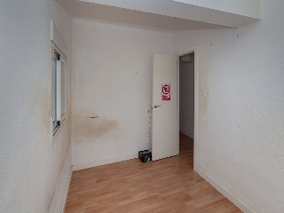 Piso en C/ Godofredo Ros - Valencia - 41