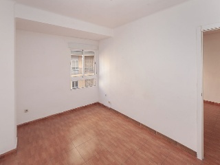 Vivienda en Av Dr. Peset Aleixandre - Valencia - 48