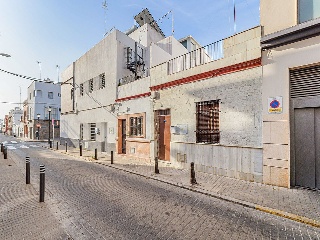 Vivienda en C/ Valeriano Bécquer - Sevilla - 17