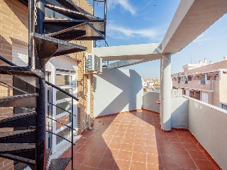 Vivienda en C/ Cabo San Martín 45