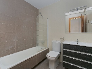 Vivienda en C/ Girona - Terrassa - 35