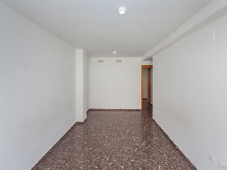 Pisos con garaje en C/ Plátanos- Valencia - 41