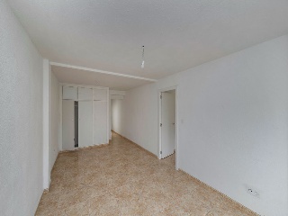 Piso en C/ Cisne, Alicante 35