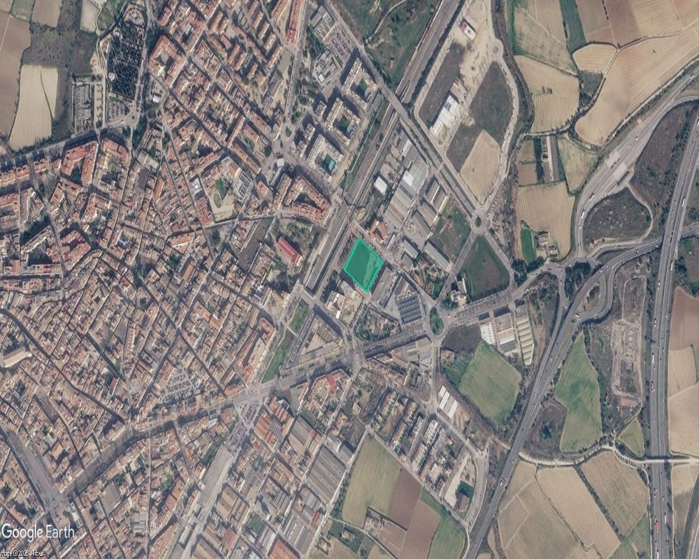 Suelo urbano no consolidado en C/ Manuel Barba i Roca