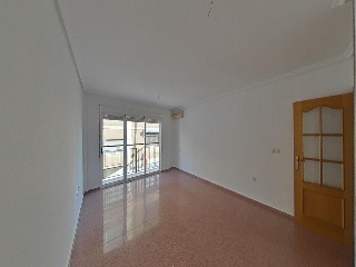 Piso en venta en Alicante de 103  m²