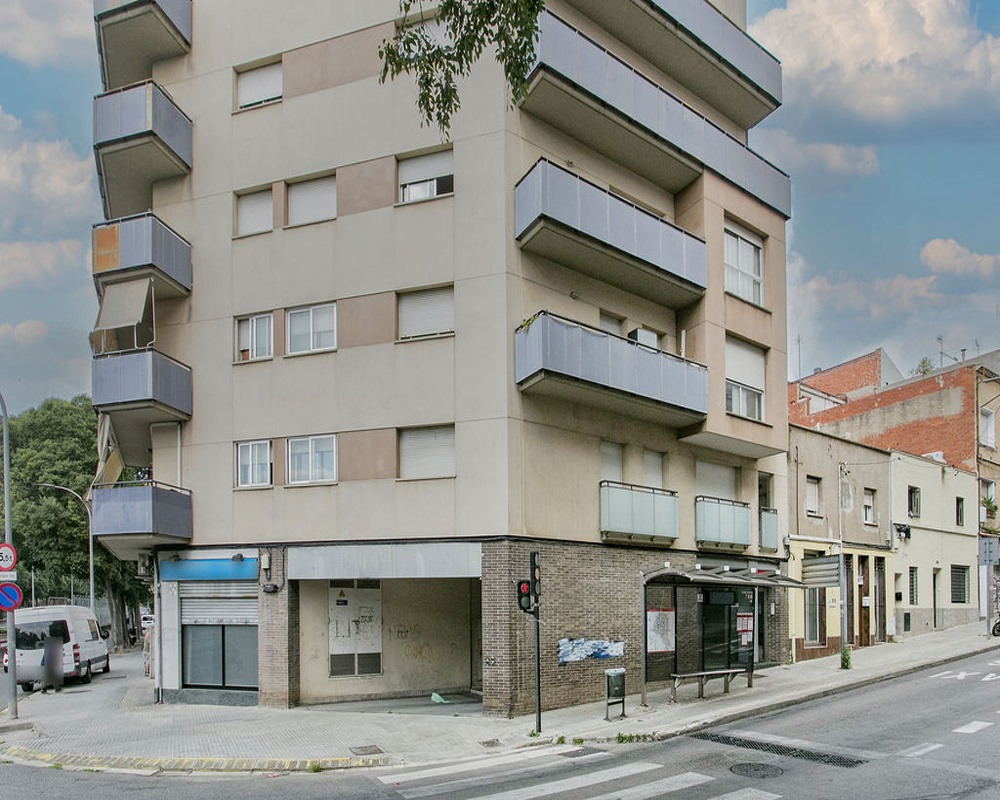 Piso en C/ Germa Joaquim - Terrassa - Barcelona
