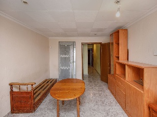 Piso en C/ Esteve Vila - Salt - Girona 2