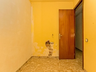 Piso con trastero en C/ Anna Mogas 11