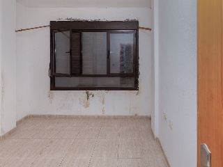 Piso con garaje en Ctra Mojonera 9