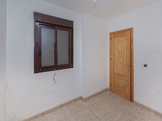 Piso con garaje en Ctra Mojonera 12