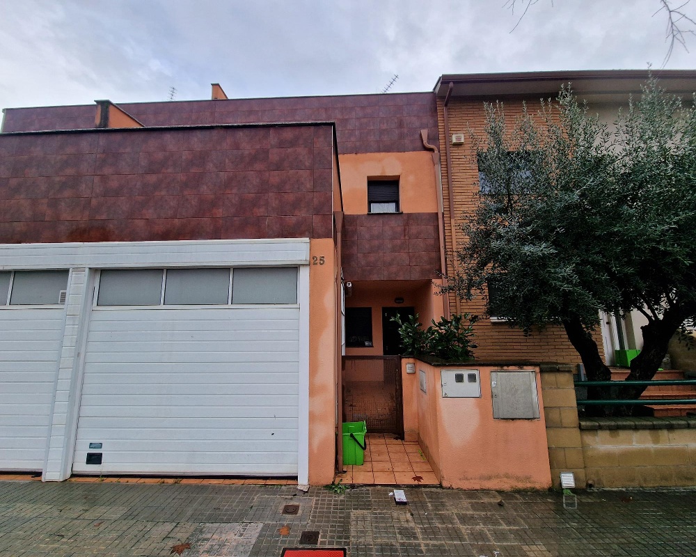 Chalet adosado en Palau-solità i Plegamans (Barcelona)