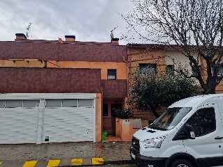 Chalet adosado en Palau-solità i Plegamans (Barcelona) 3