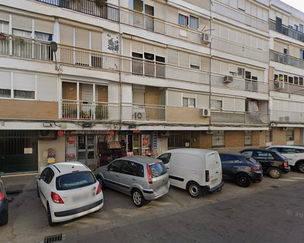 Piso en C/ Berruguete - Dos Hermanas - Sevilla