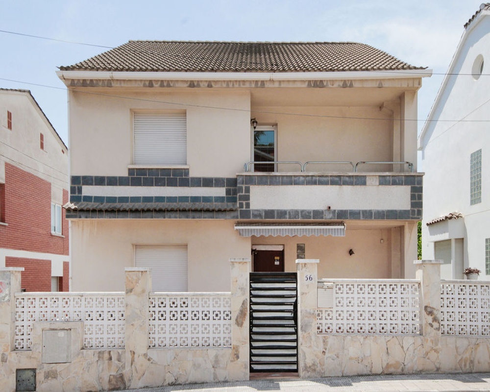 Chalet independiente en Av Quince - Santa Perpètua de Mogoda - Barcelona