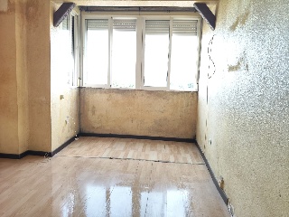 Piso en Av Jerez 5