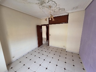 Piso con garaje en C/ Carlos Antón Pastor 8