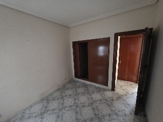 Piso con garaje en C/ Carlos Antón Pastor 9