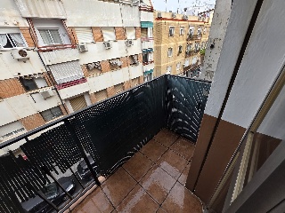 Piso con garaje en C/ Carlos Antón Pastor 15
